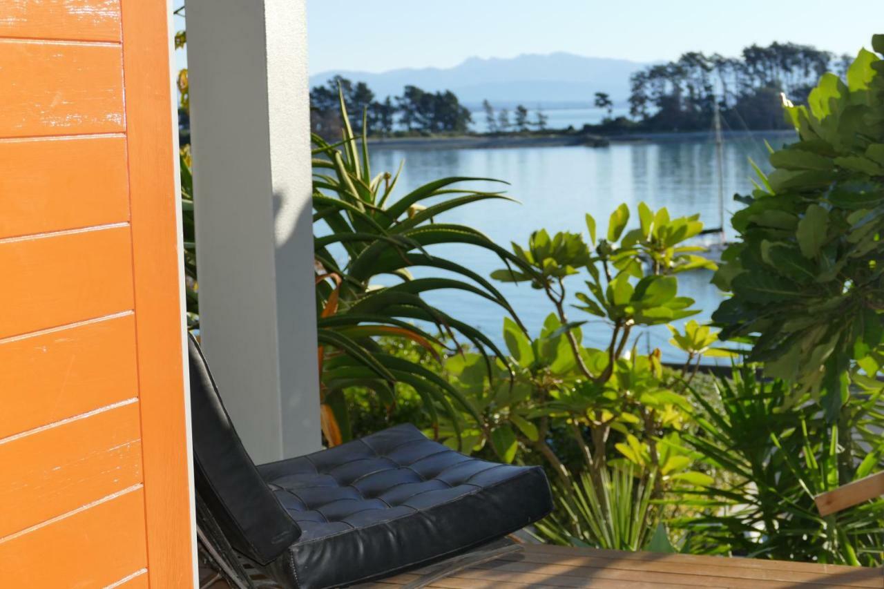 Waterfront Bliss Hotel Nelson Exterior photo