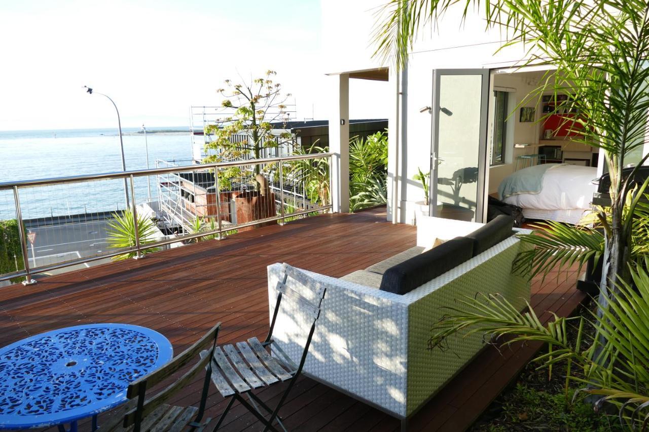 Waterfront Bliss Hotel Nelson Exterior photo